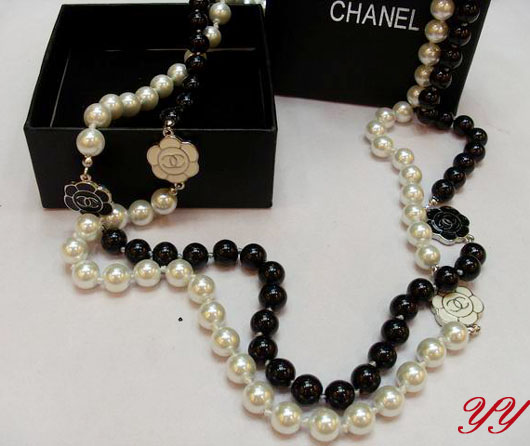 Collana Chanel Modello 272